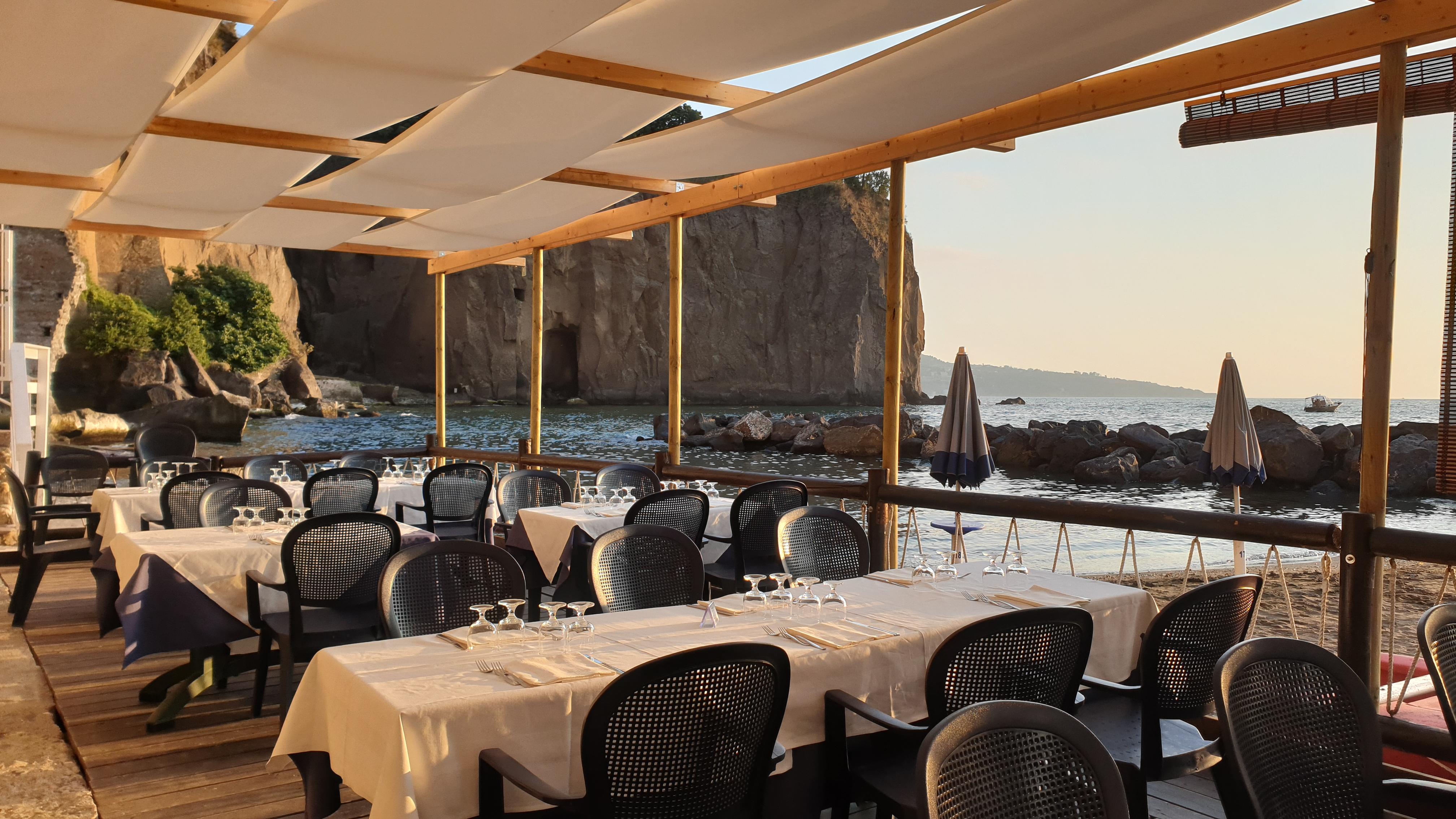 Hotel Giosue' A Mare Sorrento Meta Exterior photo