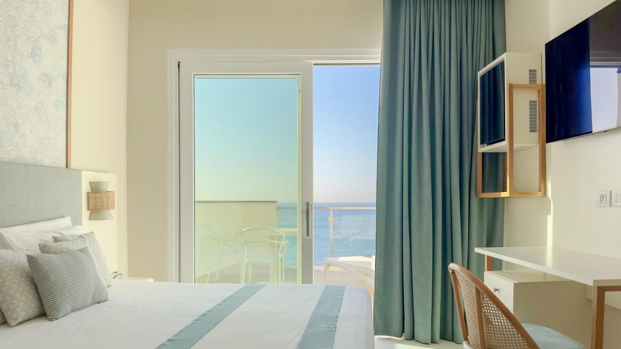 Hotel Giosue' A Mare Sorrento Meta Exterior photo