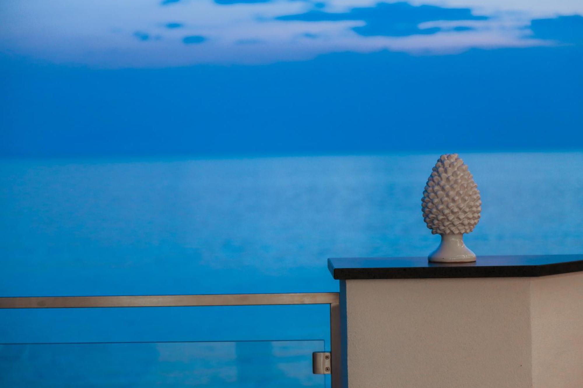 Hotel Giosue' A Mare Sorrento Meta Exterior photo