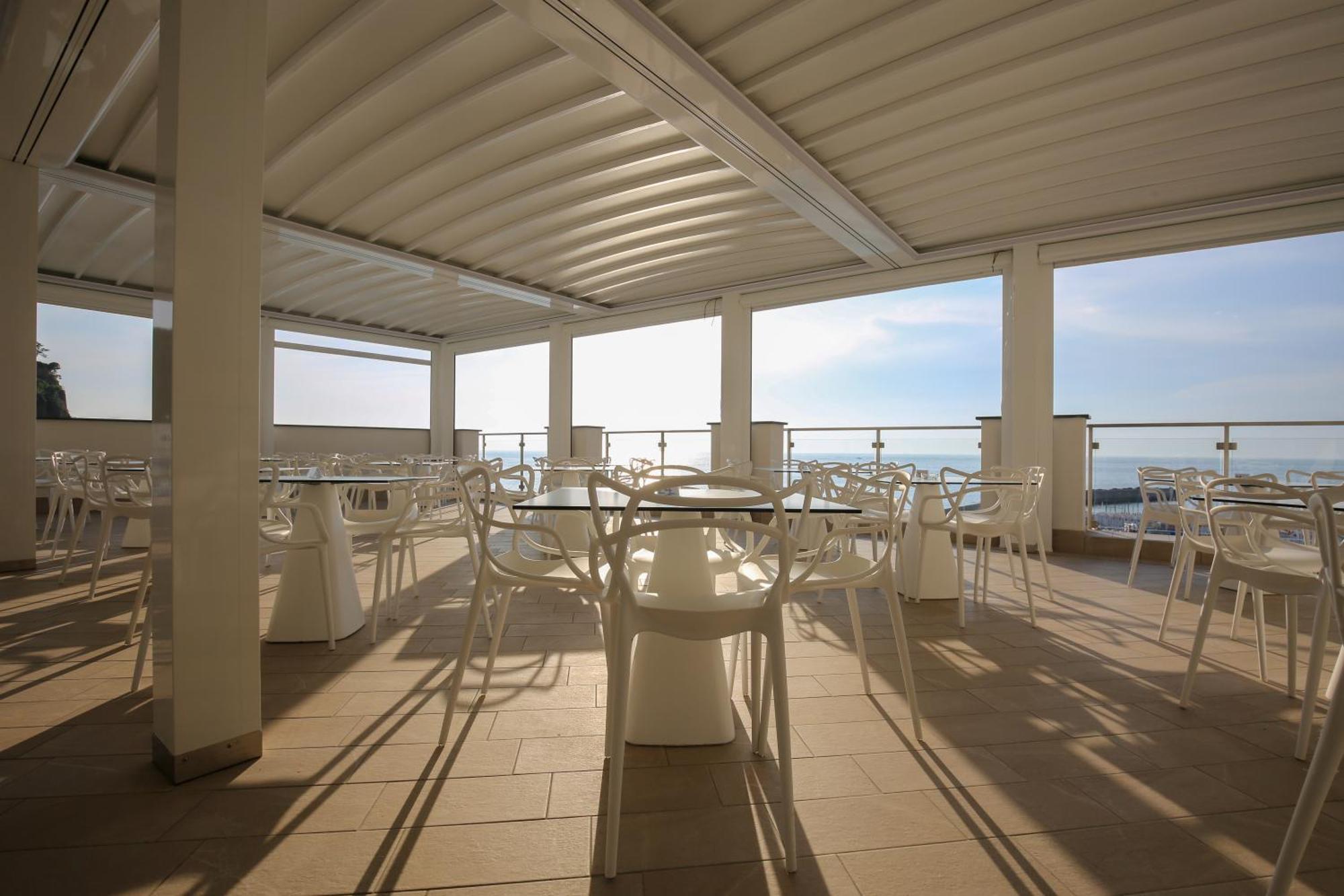 Hotel Giosue' A Mare Sorrento Meta Exterior photo