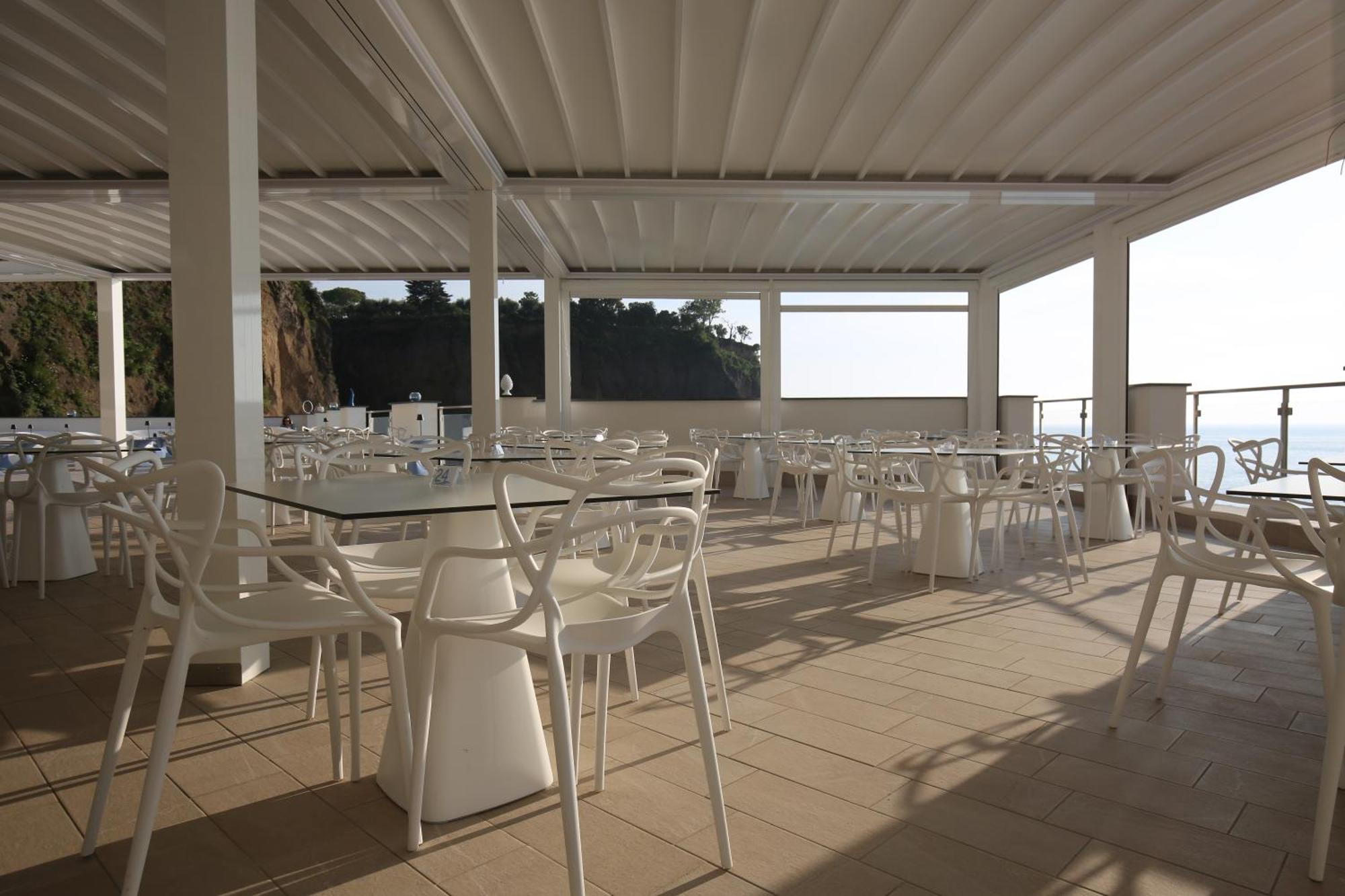 Hotel Giosue' A Mare Sorrento Meta Exterior photo